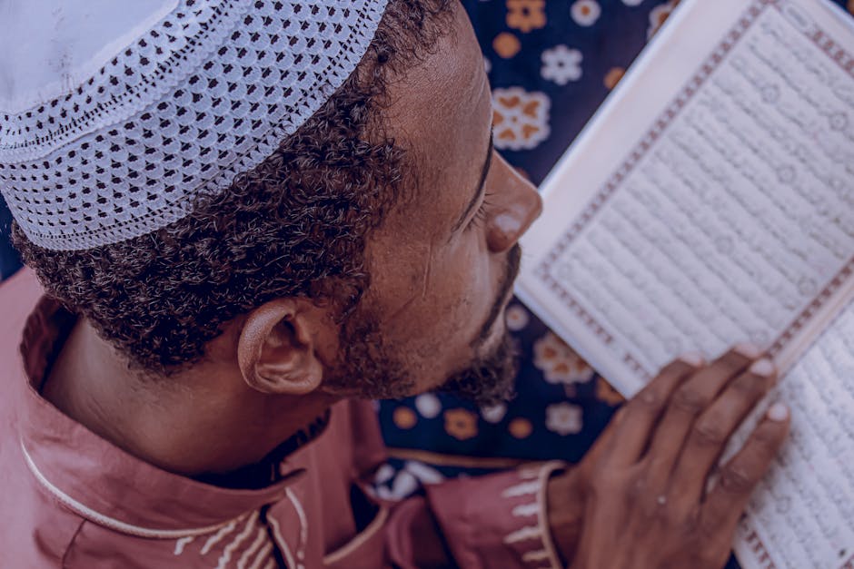 Dialektika Teologis dan Fiqih Doa: Membedah Dimensi Epistemologis Waktu-Waktu Mustajab dan Adab Munajat Kepada Al-Khaliq