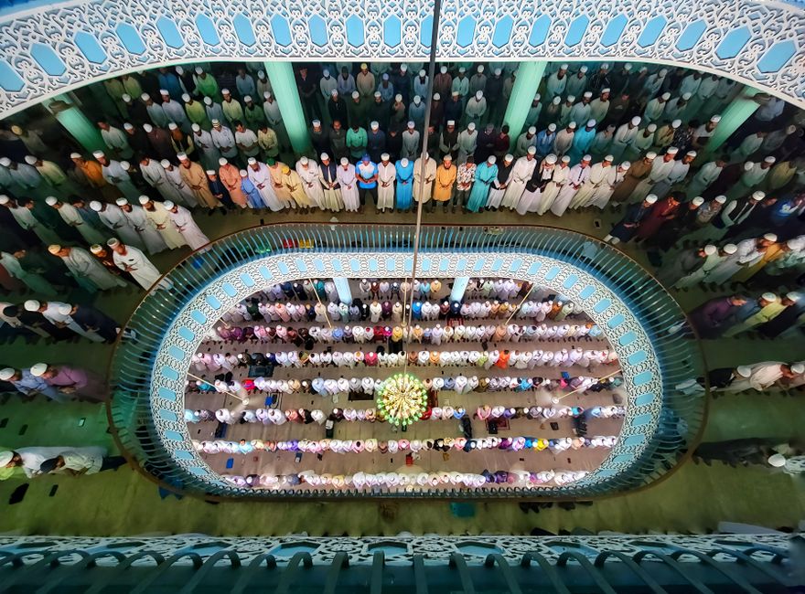 Menembus Batas Konflik: Diplomasi Kemanusiaan Indonesia di Dunia Islam Membawa Misi Rahmatan Lil Alamin