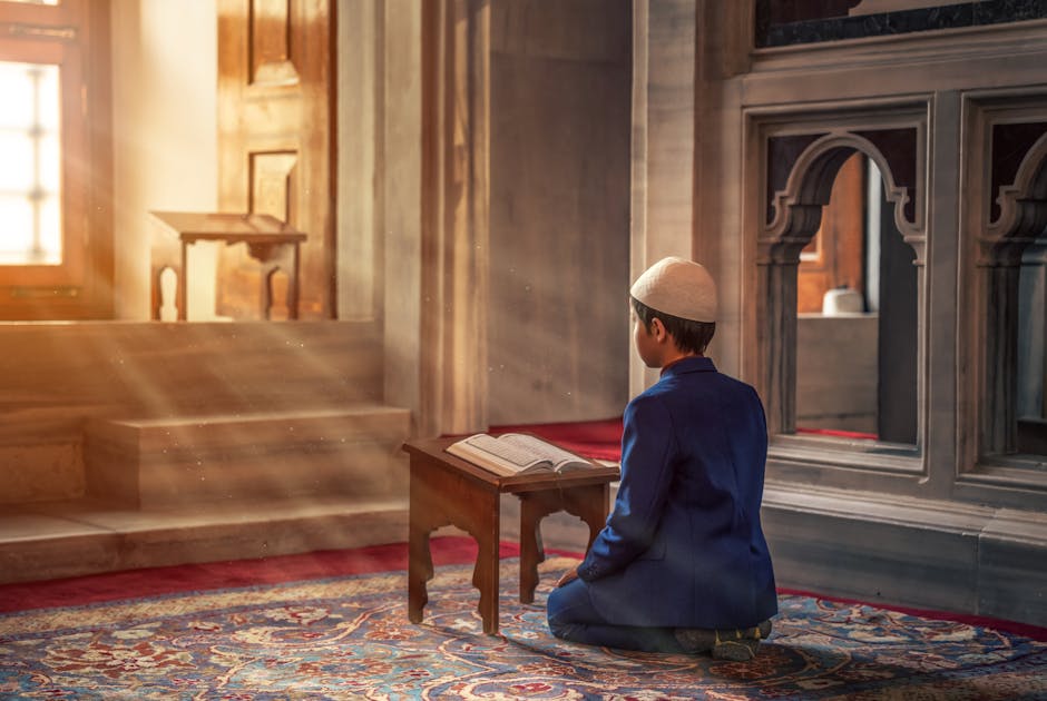 Dialektika Riba dan Reorientasi Ekonomi Islam: Analisis Hermeneutik dan Yuridis terhadap Transformasi Keuangan Syariah