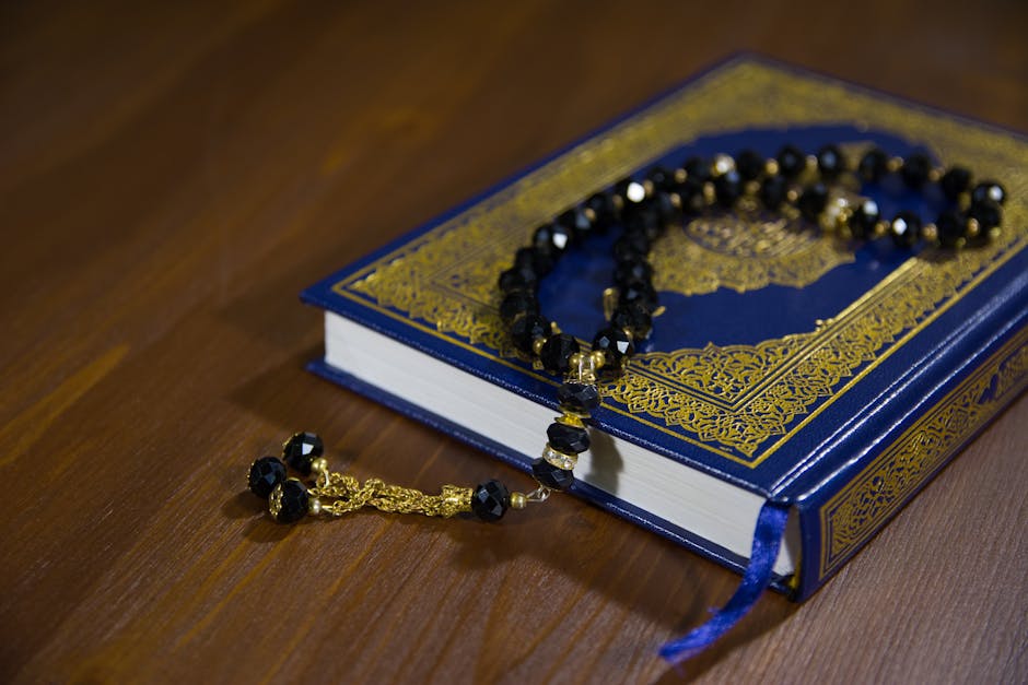 Epistemologi Akidah Asy'ariyah: Bedah Teologis dan Tafsir Atas Sifat-Sifat Wajib bagi Allah Swt