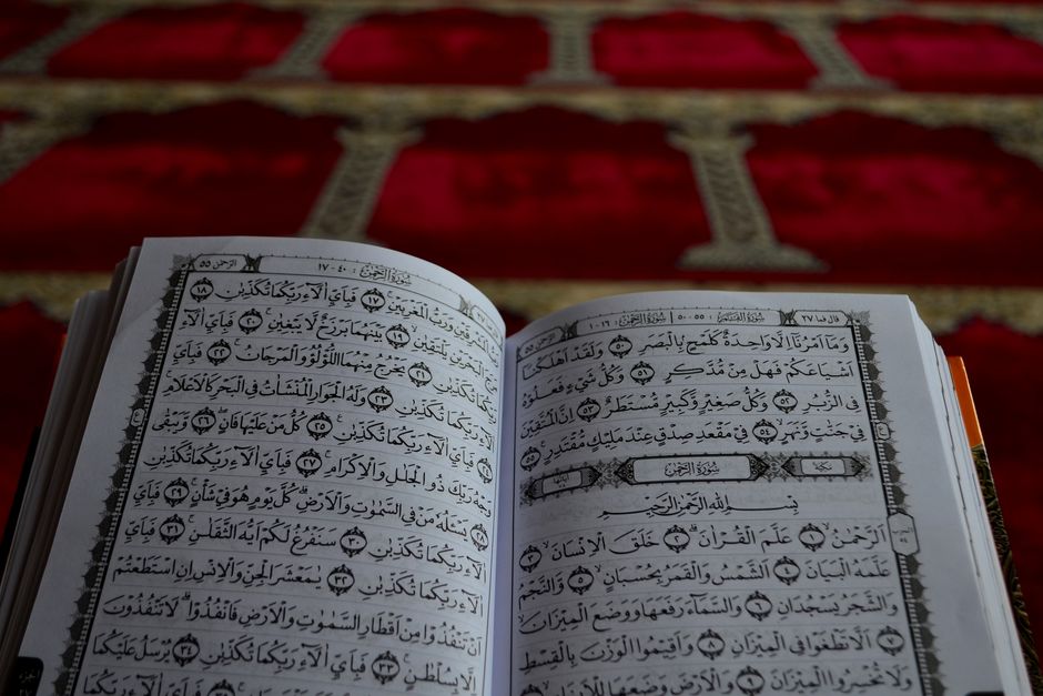 Dialektika Teologis dan Epistemologi Sifat Wajib Allah: Analisis Komprehensif Akidah Ahlus Sunnah wal Jamaah