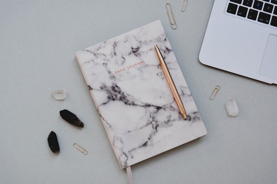 Ilustrasi seorang Muslimah yang sedang membaca buku dengan latar belakang siluet kota modern dan kaligrafi Islam yang halus, menggambarkan perpaduan antara ilmu pengetahuan, modernitas, dan spiritualitas.