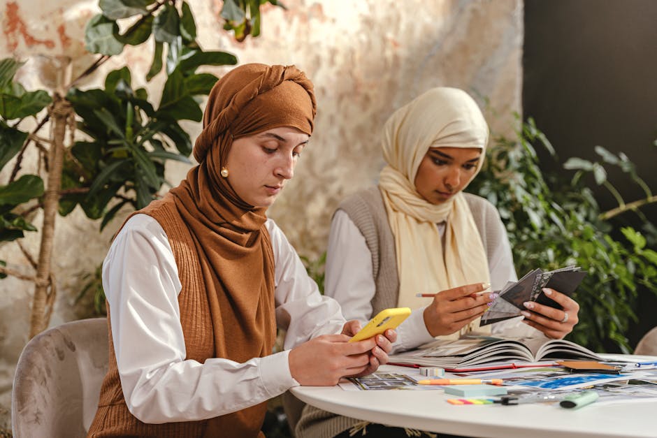 Ilustrasi seorang pemuda Muslim yang sedang menatap layar gawai dengan latar belakang siluet masjid dan jaringan data digital yang saling terhubung, menggambarkan perpaduan antara spiritualitas dan teknologi.
